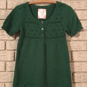 Green short sleeve sweater